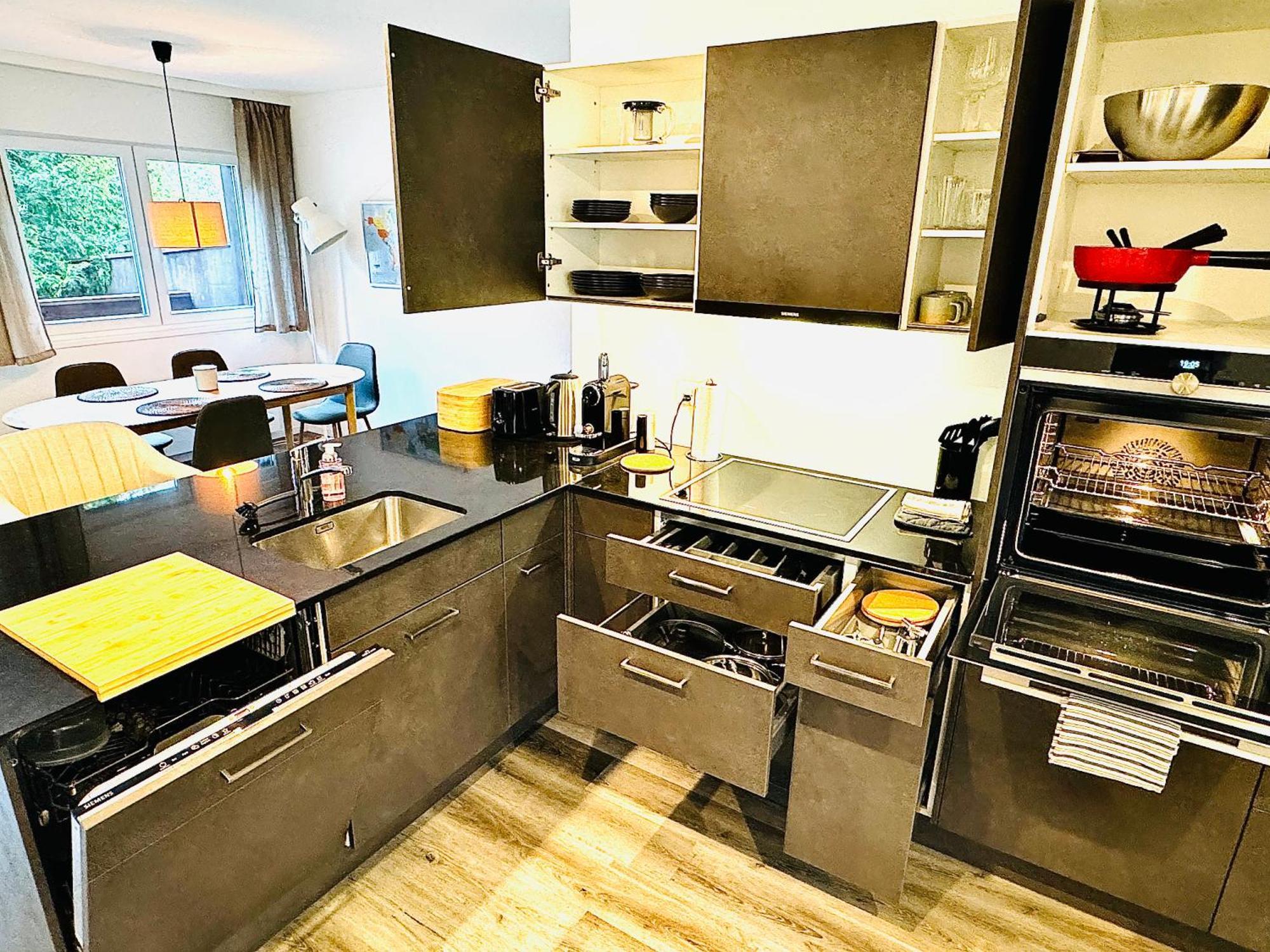 Bellevue & Classy Mountain View Apartment كاندرستغ المظهر الخارجي الصورة